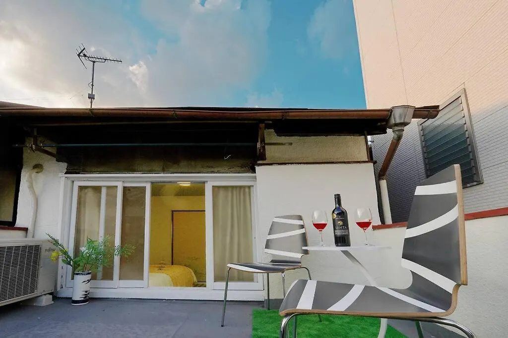 Meek House Villa Osaka